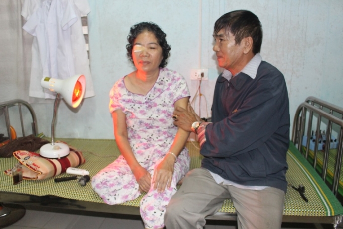 Bao- Giao- thong- trao- ho- tro- gia- dinh- nan- n