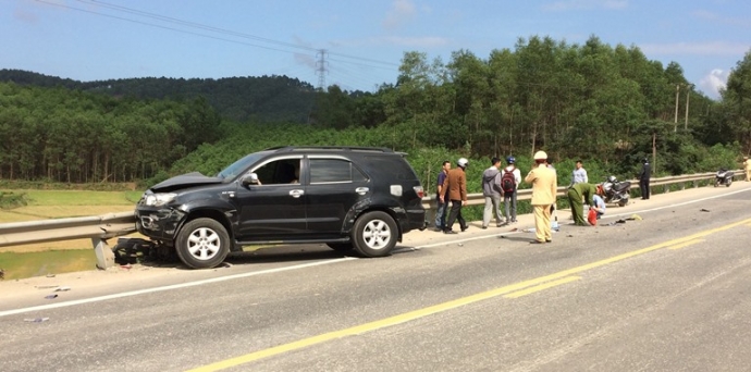 Hai- me- con- bi- xe- Fortuner- tong- chet- tai- c