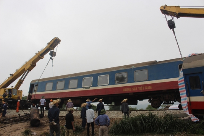 Vu- lat- tau- tai- Hue- Da- dua- 2- toa- xe- ve- g