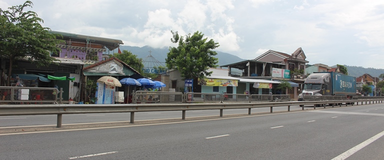 Thao- luoi- chong- loa- QL1- qua- Phu- Loc- De- ng