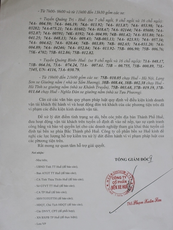 Can- canh- xe- hop- dong- dua- nhau- bat- khach- t