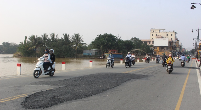 Hue- Mat- duong- Dap- Da- lai- tan- nat- duong- Hu