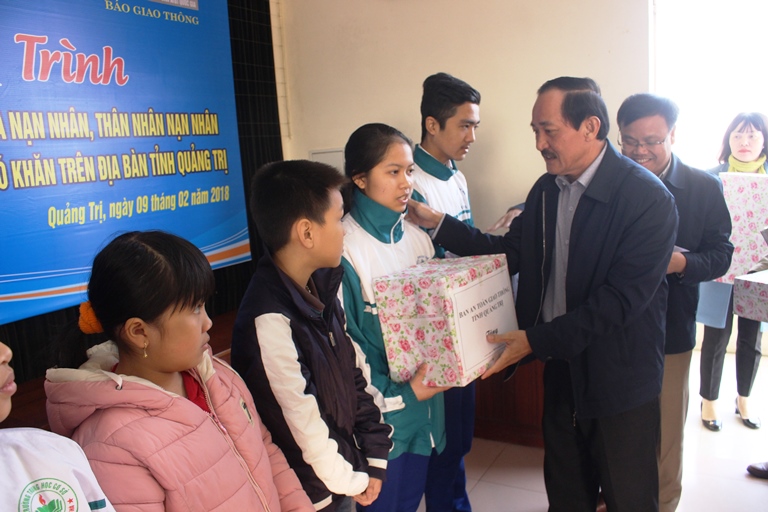 Bao- Giao- thong- Ban- ATGT- Quang- Tri- trao- qua