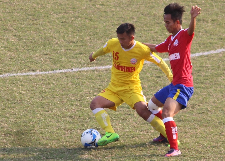 HLV- Park- Hang-seo- xem- gio- cau- thu- U19- tren