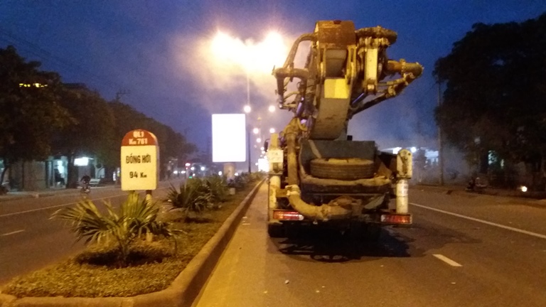 Xe- bom- be- tong- khung- nam- va- gan- 2- ngay- t