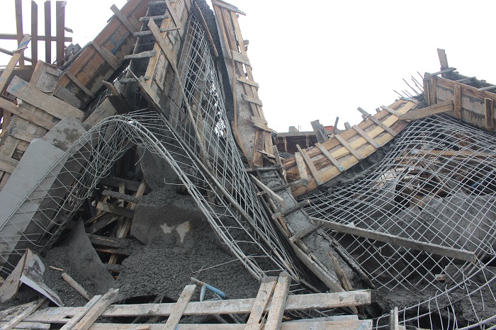 Hien- truong- sap- gian- giao- thi- cong- xay- dun