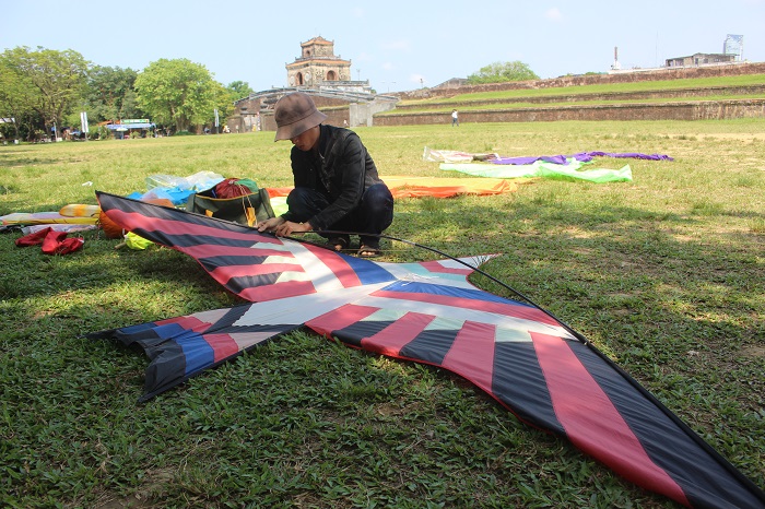 Gac- lai- muon- phien- bay- cao- cung- dieu- Hue- 