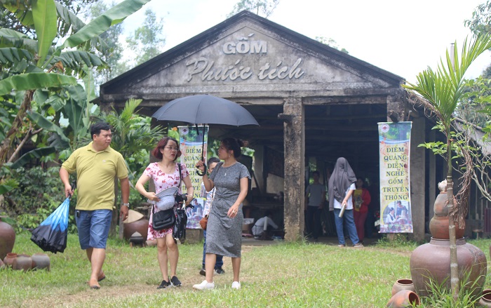 Ve- Phuoc- tich- kham- pha- Huong- xua- lang- co-