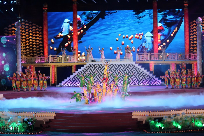 Hue- gia- ban- bang- khuc- hat- an- tinh- 5