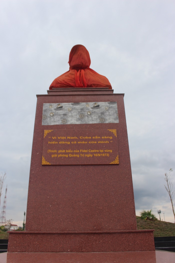 Cong- vien- Fidel- Castro- o- vung- dat- lua- Quan