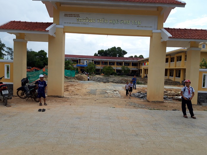 Hang- tram- hoc- sinh- hoc- muon- phong- cong- ty-