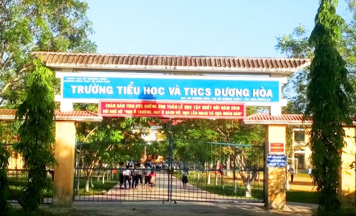 Hieu- truong- vay- muon- tien- roi- mat- tich- bi-