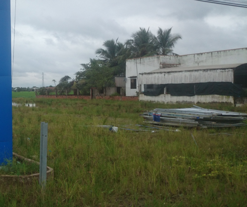 Hai b&ecirc;n khu d&acirc;n cư Gia B&igrave;nh