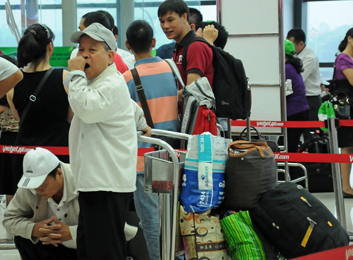 T&igrave;nh trạng chậm hủy chuyến (2)