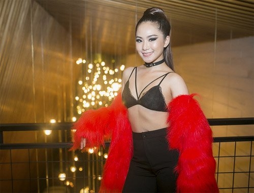 Thuy Tien an mac phan cam5