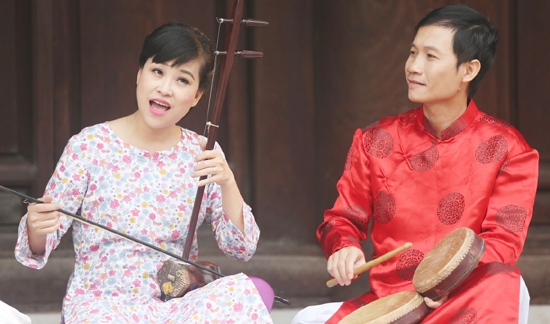 quang long va mai tuyet hoa