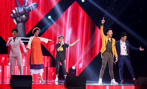 giam khao the voice k&iacute;ds