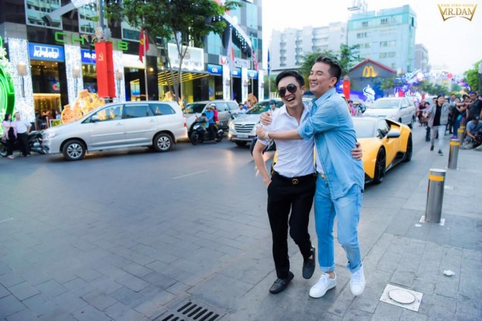 Đam Vinh Hung Cuong do la6