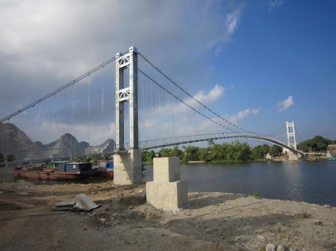 cu1EA7u Nam Cu00F4ng - tu1EC9nh Hu00E0 Nam