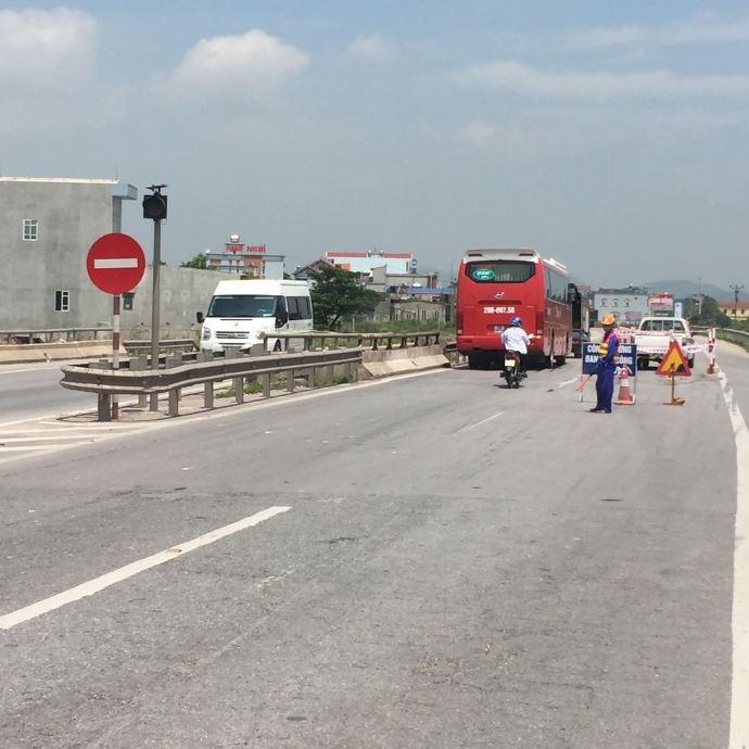 19.5.2015.cầu v&agrave;ng gi&aacute;n 4