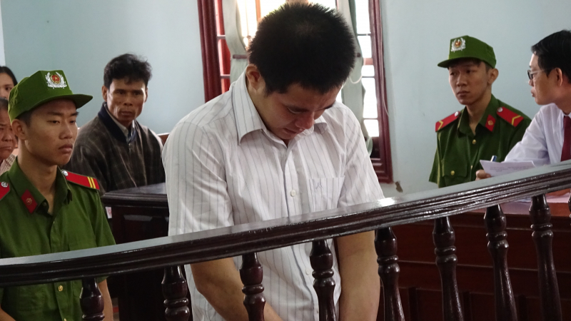 Bị c&aacute;o L&ecirc; Ho&agrave;ng Viễn tại phi&ecirc;n t&ograve;a x&eacute;t xử