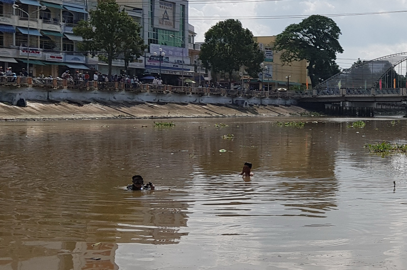 mo nu sinh