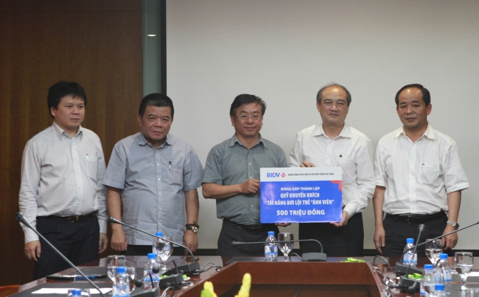 TCBC BIDV so 26 nam 2015 Thanh lap quy khuyen khic