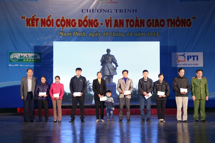 Hon-1700-nguoi-tham-gia-ket-noi-cong-dong-vi-ATGT2