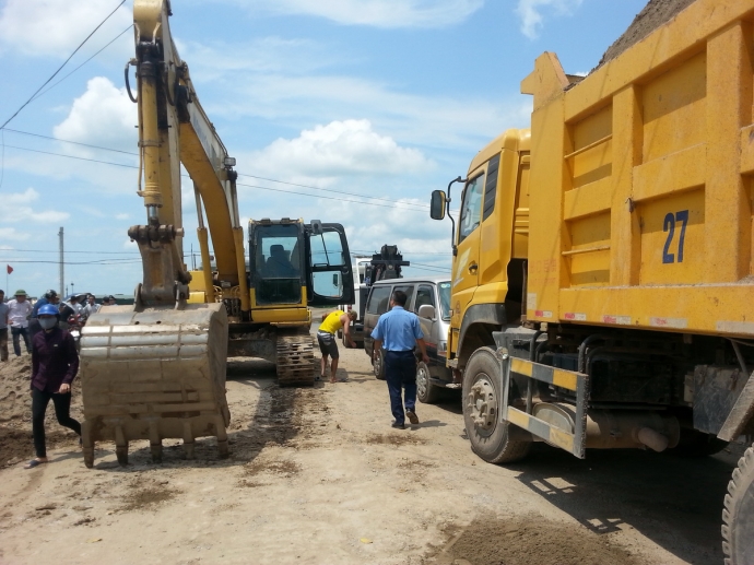 La-lung-xe-cong-vu-bi-doanh-nghiep-nhot-ba-ngay-ch