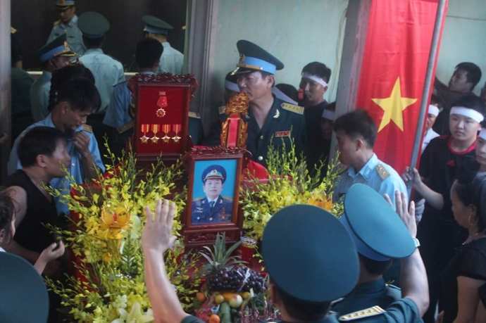 13467848_1051023694944760_150440433_o