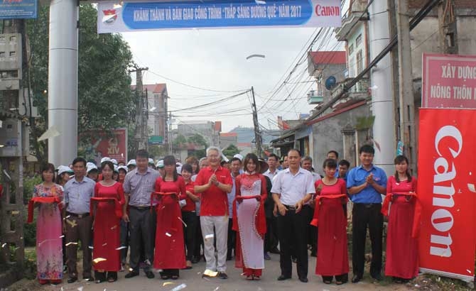 thap-sang-duong-que