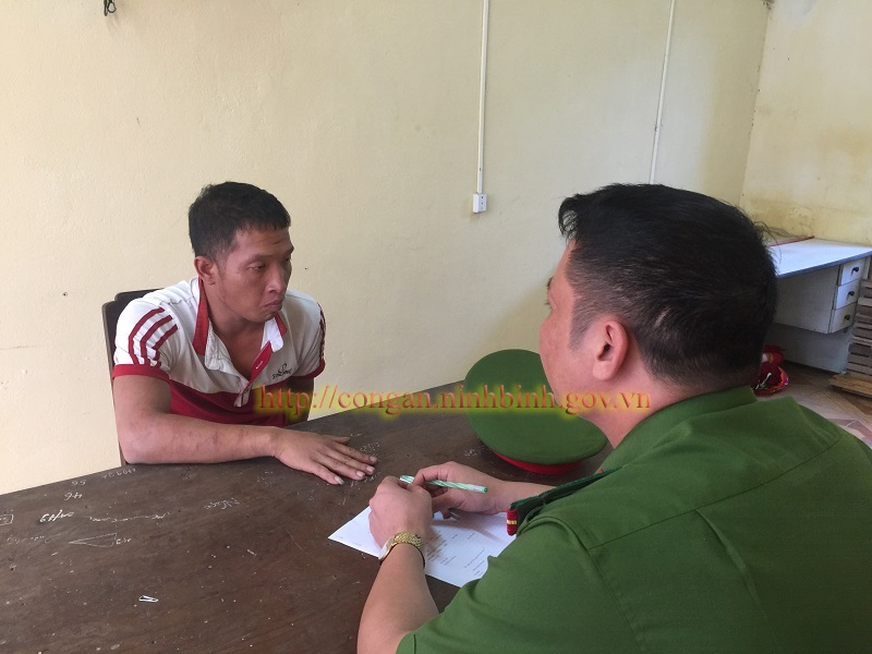 ga-chong-sat-hai-vo-dang-mang-thai.