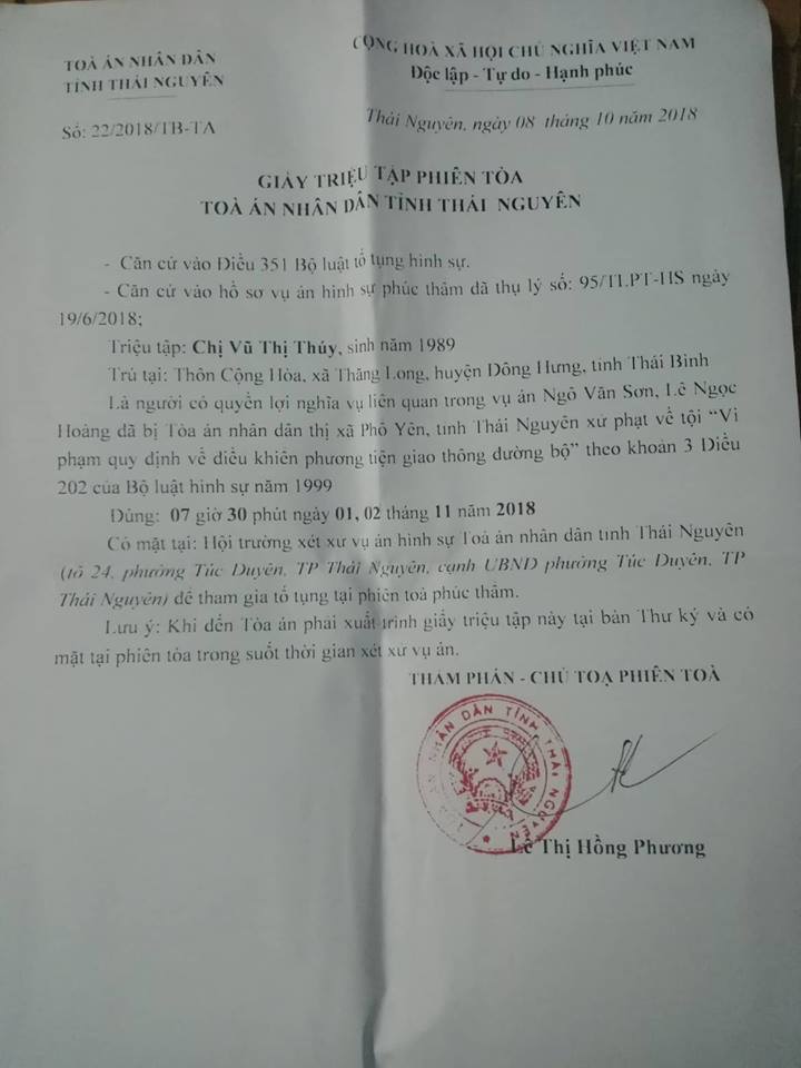 thẩm ph&aacute;n2