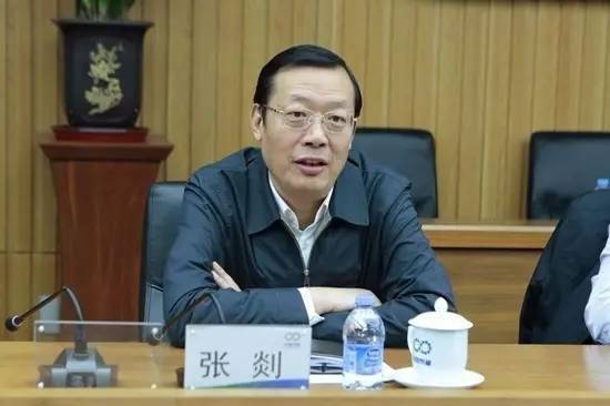 f39a37d6b9d84153a7204bd67cd4130b_th.