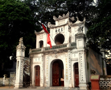 20131011-co-ru-xuat-hien-khap-ha-noi-ca-nuoc-de-ta