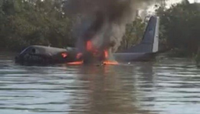 roi-may-bay-malaysia-1-1456472358