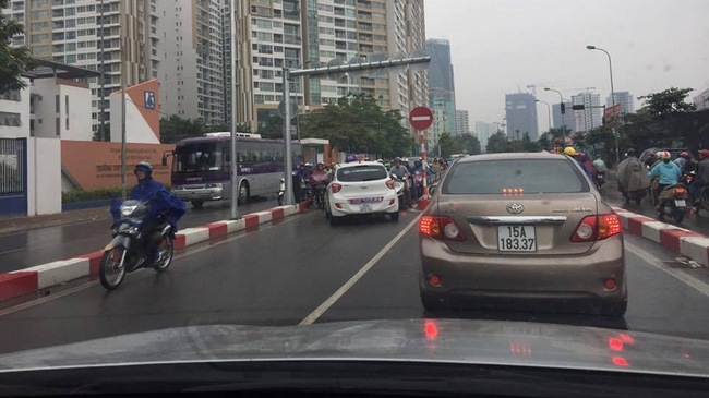 autopro-taxi-di-nguoc-chieu-1-1476332307481-crop14