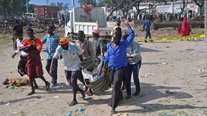 161211071746-02-somalia-car-bomb-1211-exlarge-169