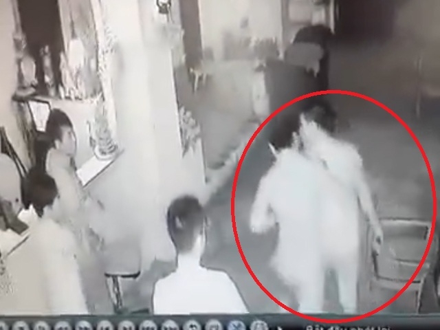 Sequence 01.Still004