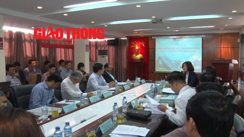 Sequence 01.Still002