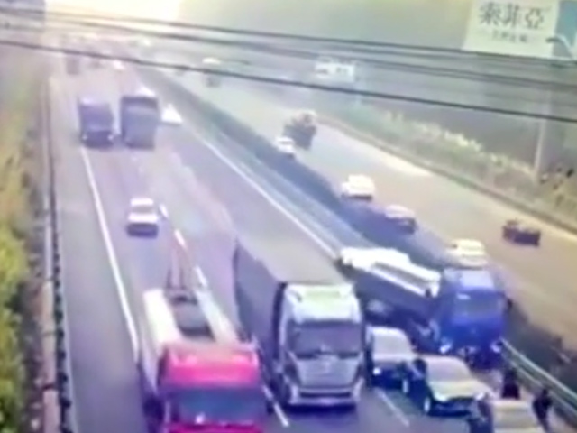 Sequence 01.Still002