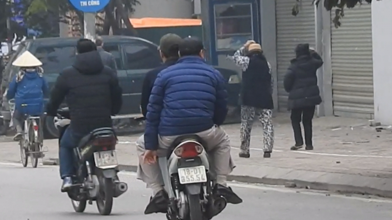 Sequence 01.Still004