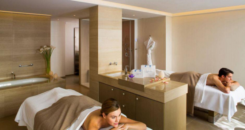 6382110_le-bristol-pari-151b0150251-original_940x5