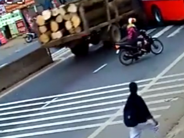 Sequence 01.Still004