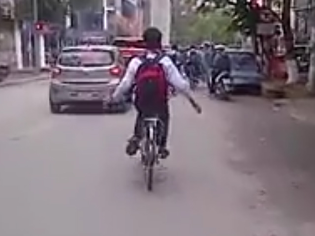 Sequence 01.Still003