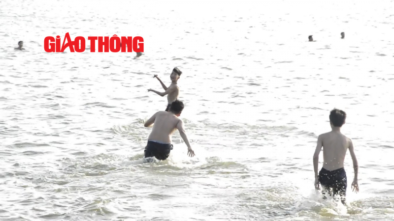 Sequence 01.Still001