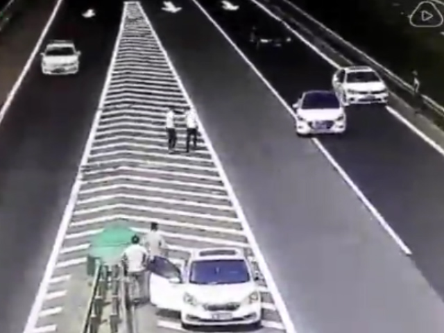 Sequence 02.Still003