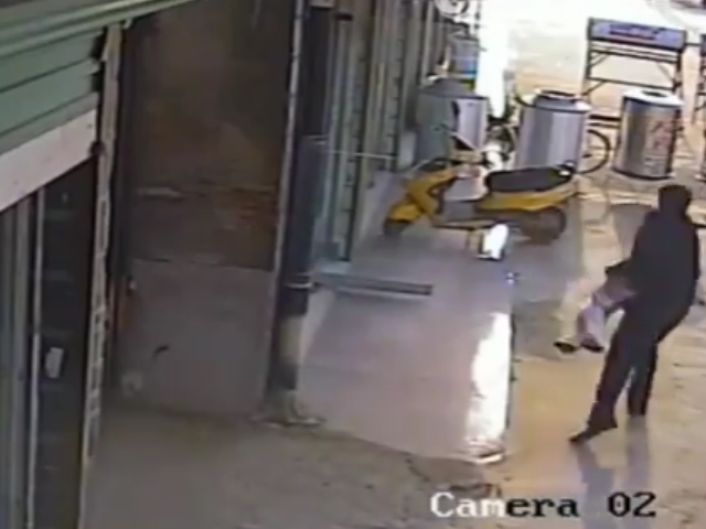 Sequence 02.Still005