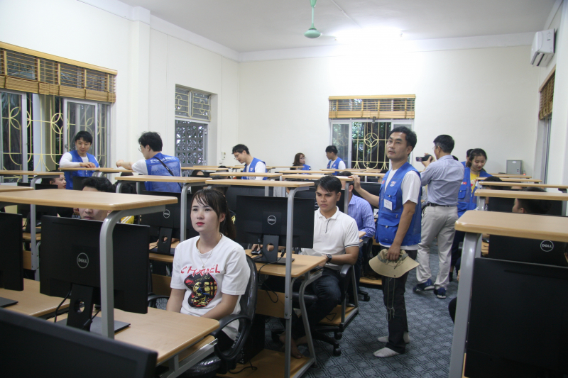 Một g&oacute;c Ph&ograve;ng m&aacute;y vi t&iacute;nh do Tổng c&ocirc;ng ty Đường ca