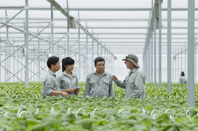 C&aacute;c c&aacute;n bộ sẽ được VinEco cử đến hướng dẫn trực ti